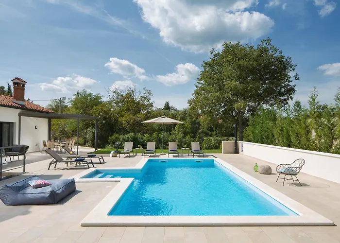 Del Sol Villa Vinež